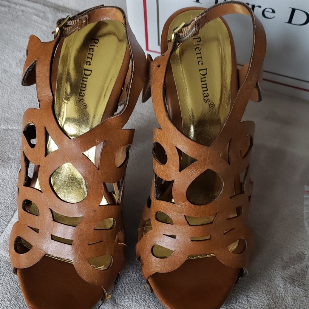 Sandals - Picture 5 of 5